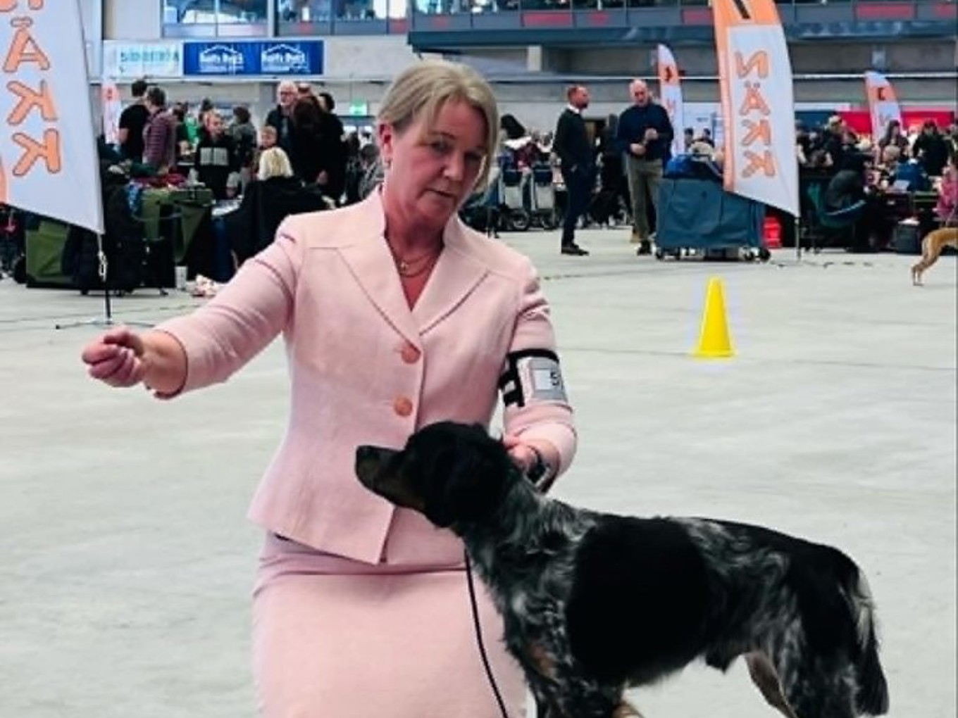 Red Garlics Uniq Ess (1)