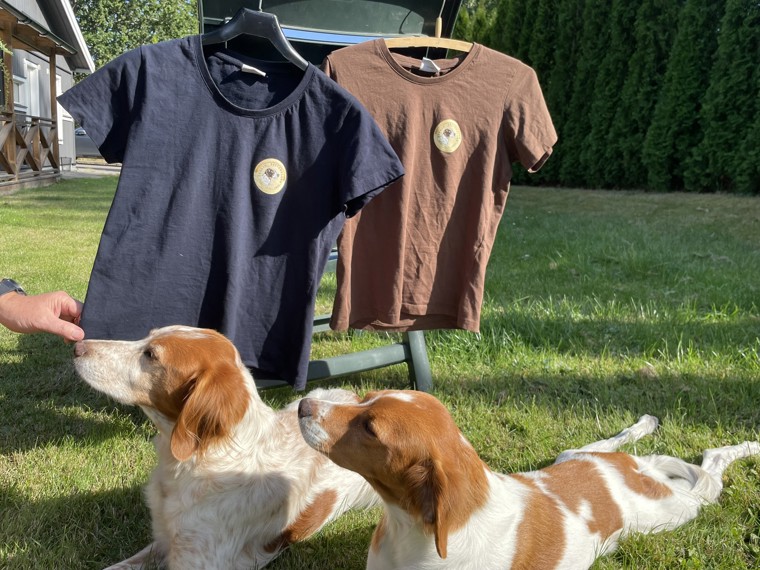 T-shirts Jub loga hundar