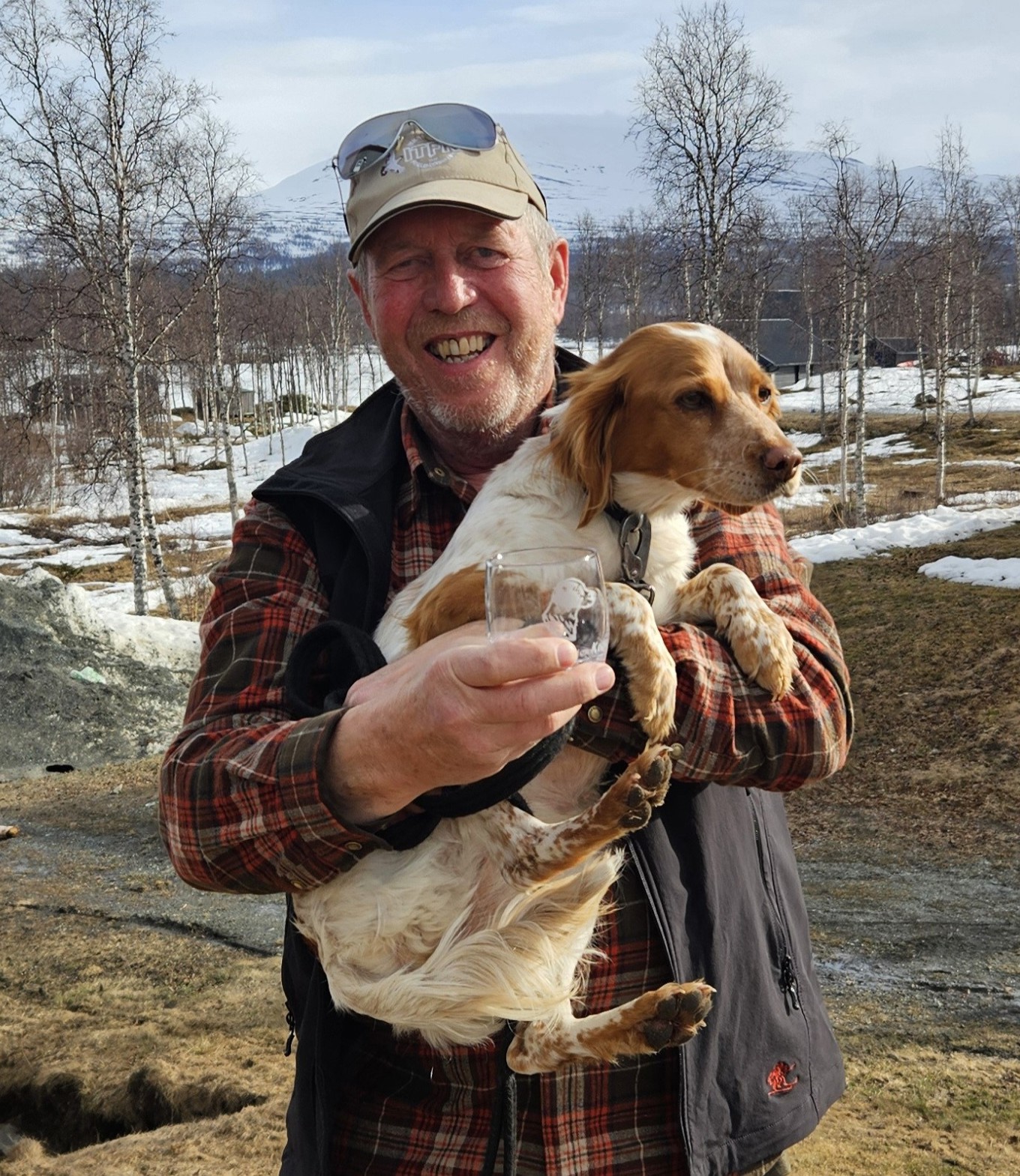 Sven o TINDERYPEN'S DANA